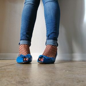 Dr. Who Vintage Naturalizer perforated leather